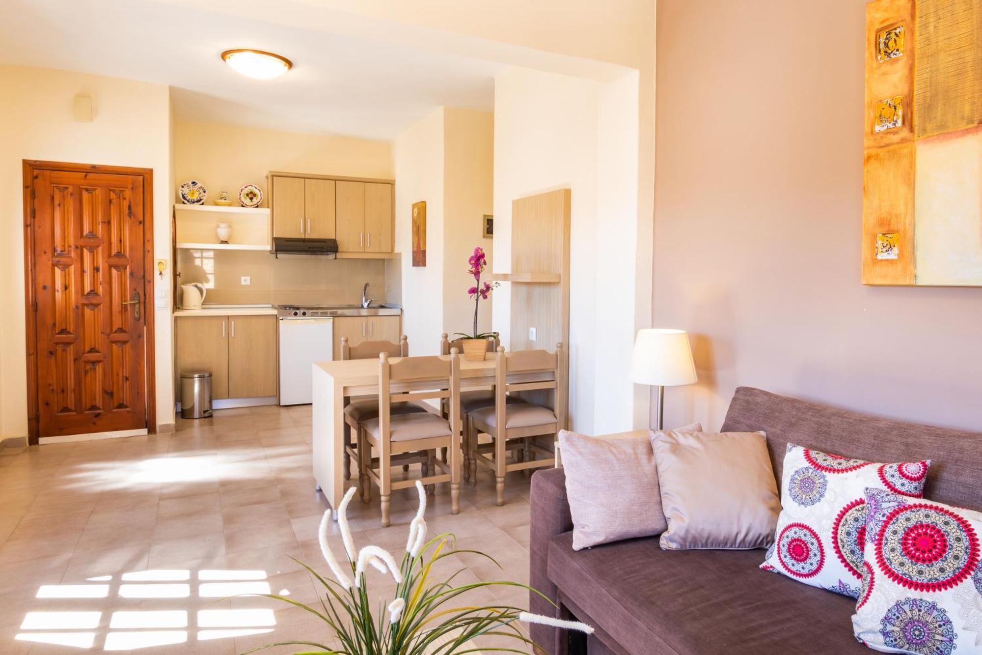 Aphrodite Luxury Studios & Apartments Kárpathos Eksteriør billede
